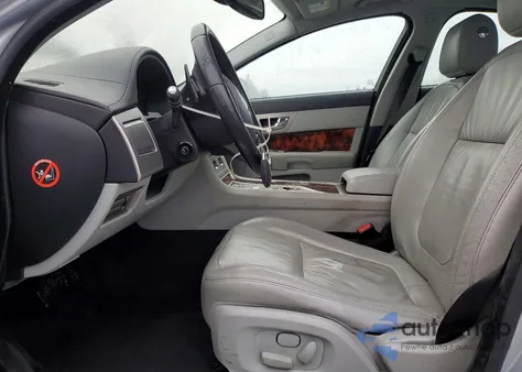 2011 Jaguar Xf z USA, uszkodzony, nr VIN SAJWA0FB6BLR82183